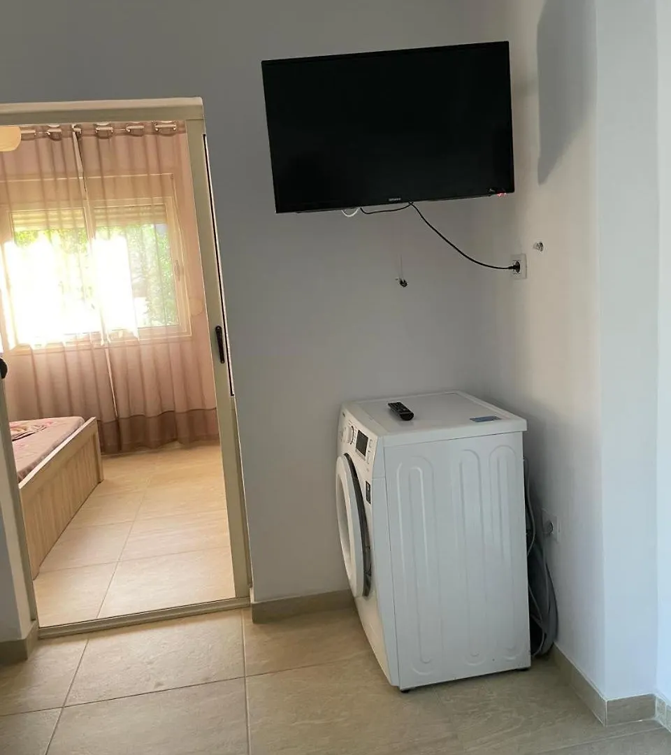 Nure Apartment Vlorë 0*,  Albania